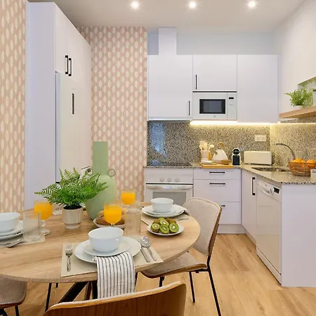 Hermes Apartment